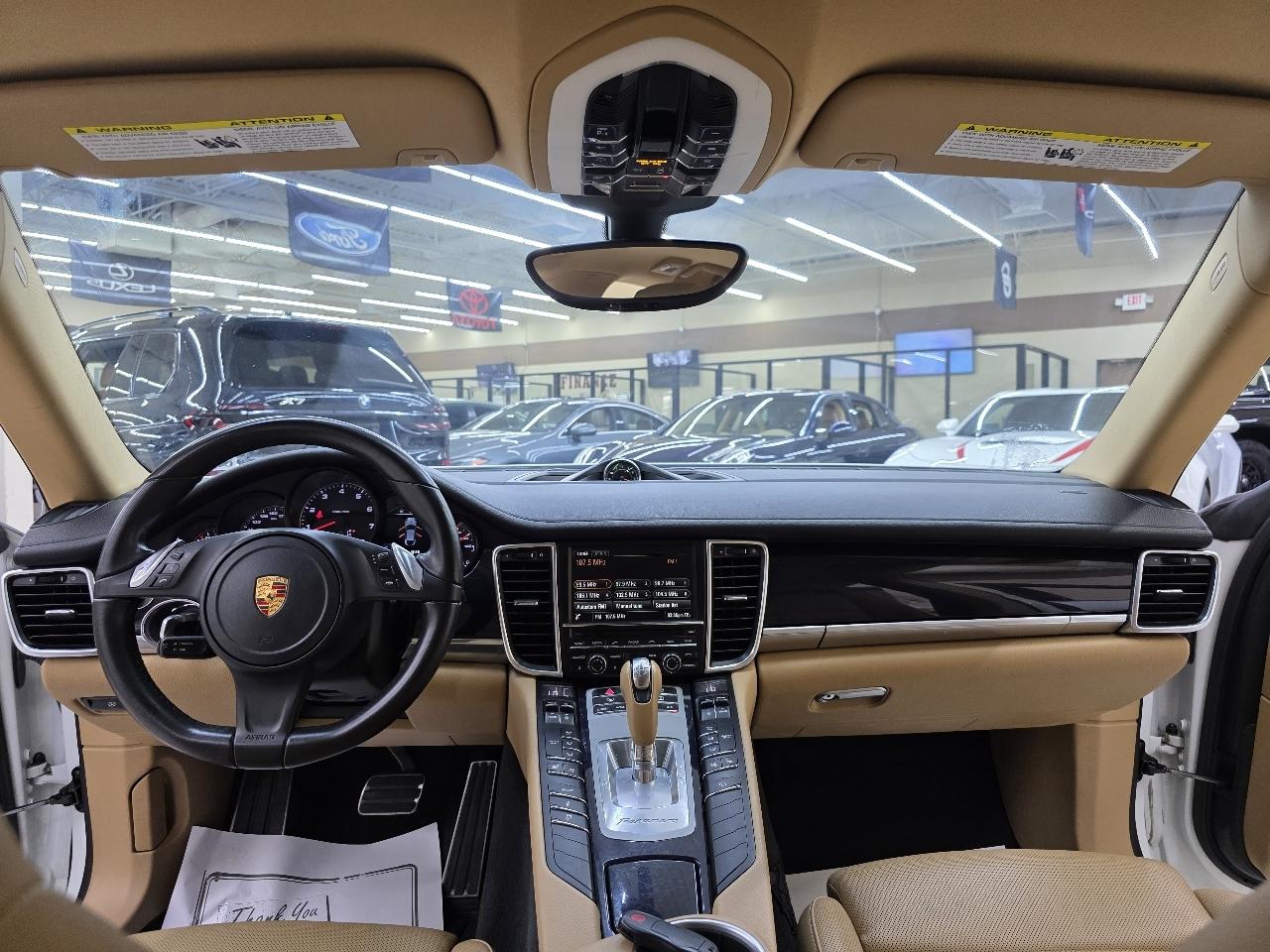 Porsche Panamera 4 2015