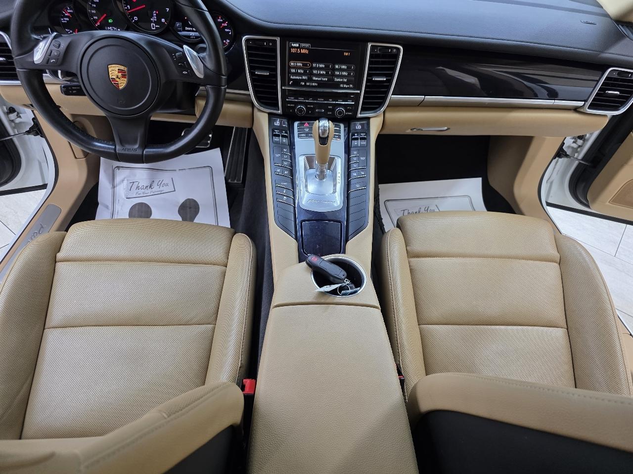 Porsche Panamera 4 2015