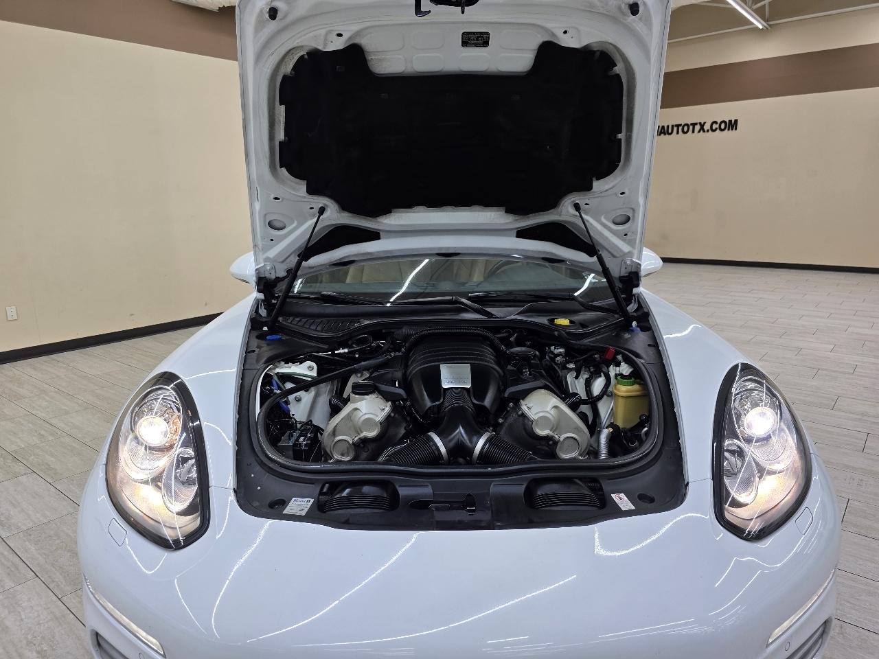 Porsche Panamera 4 2015