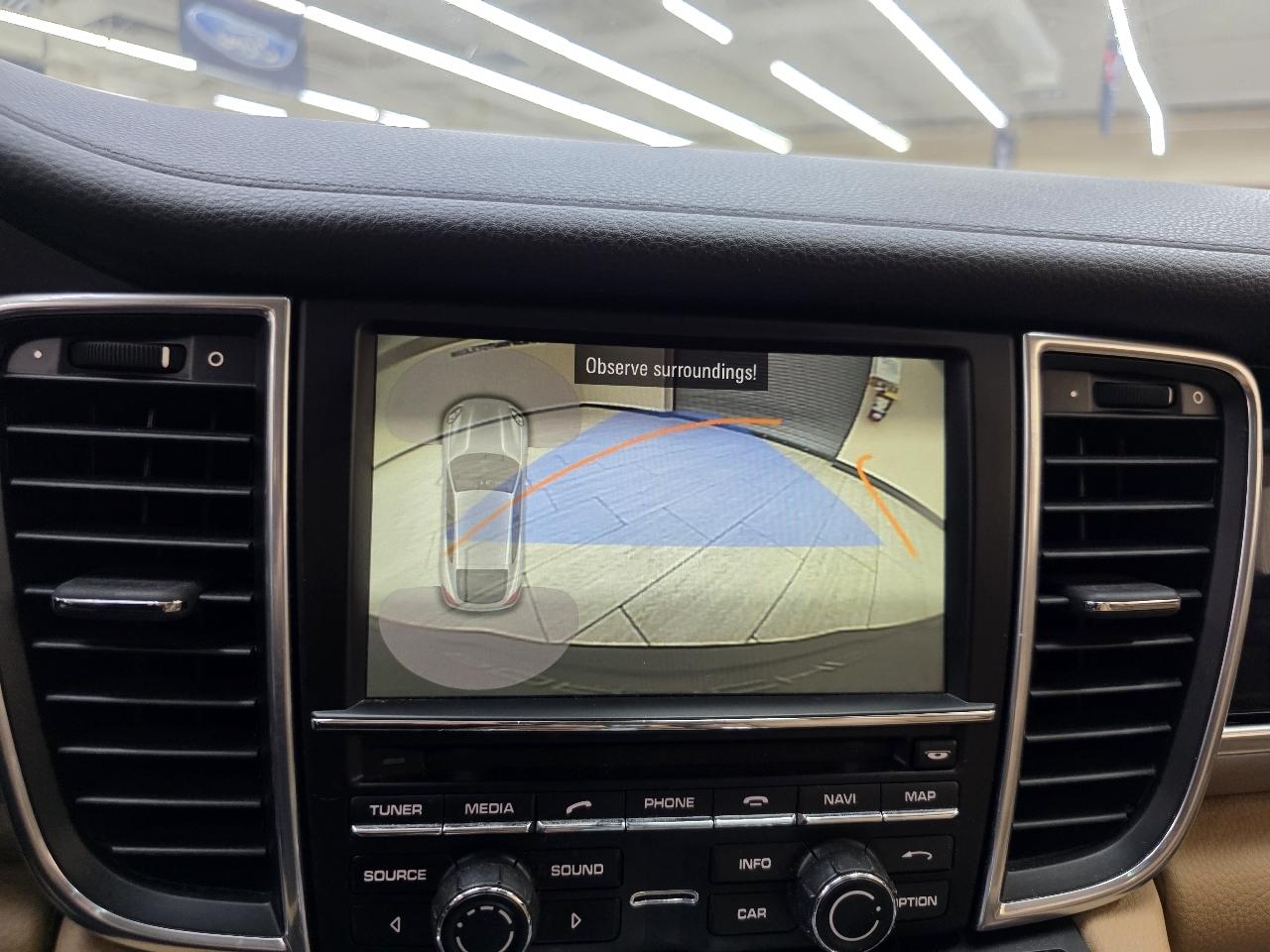Porsche Panamera 4 2015