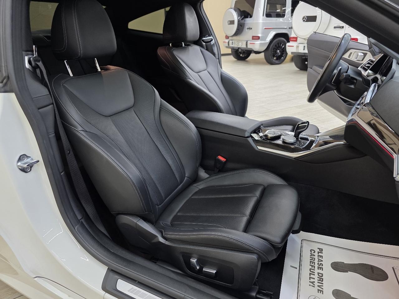 BMW 4-Series M440i Coupe 2023