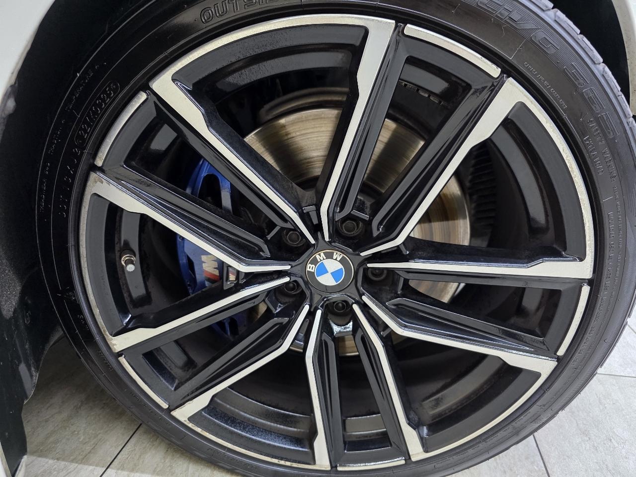BMW 4-Series M440i Coupe 2023