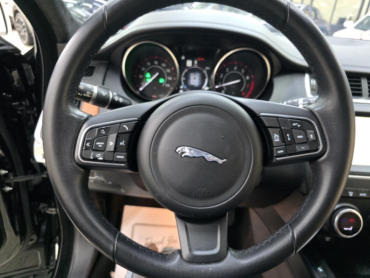 Jaguar E-Pace SE 2018