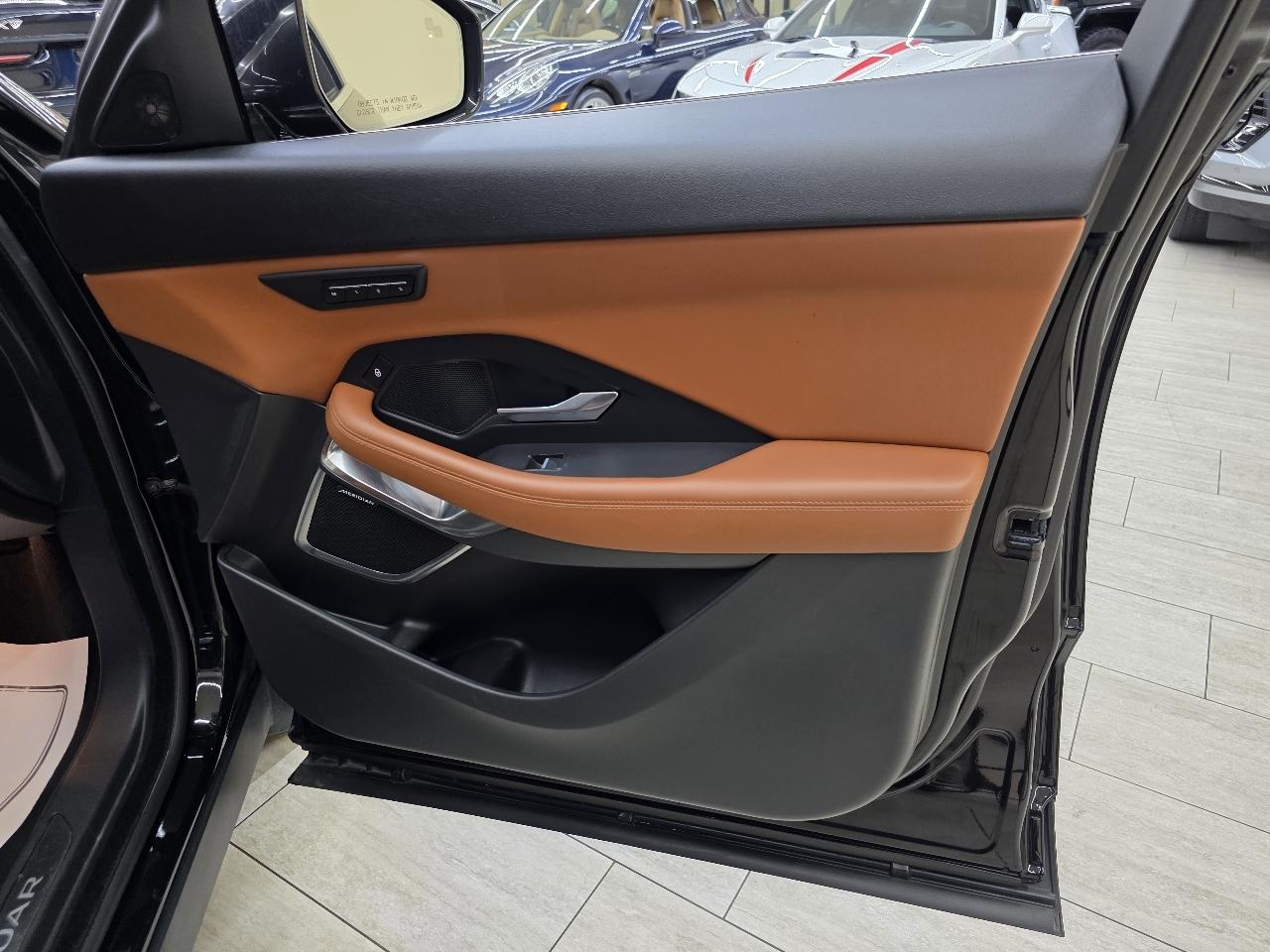 Jaguar E-Pace SE 2018