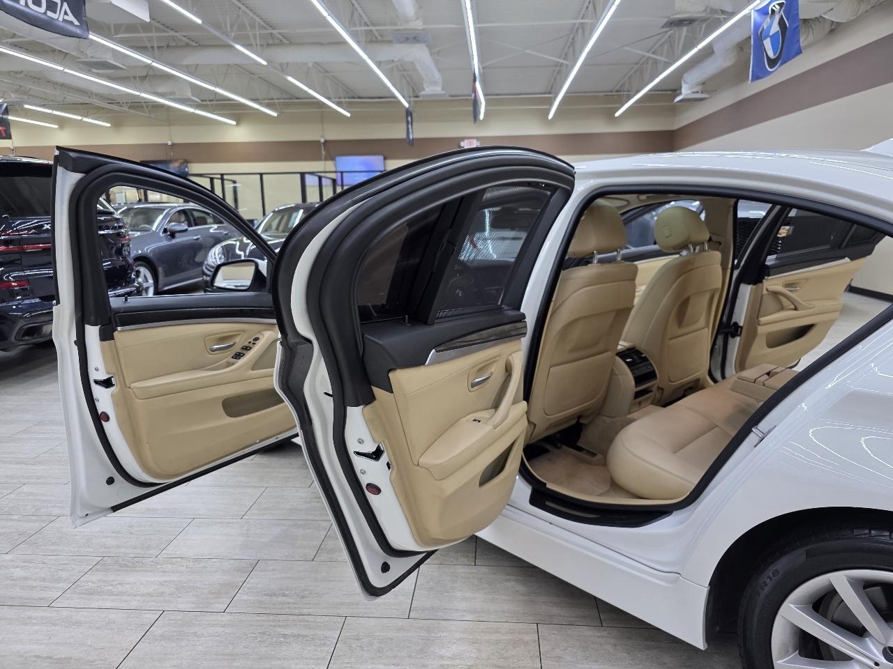BMW 5-Series 535i 2014