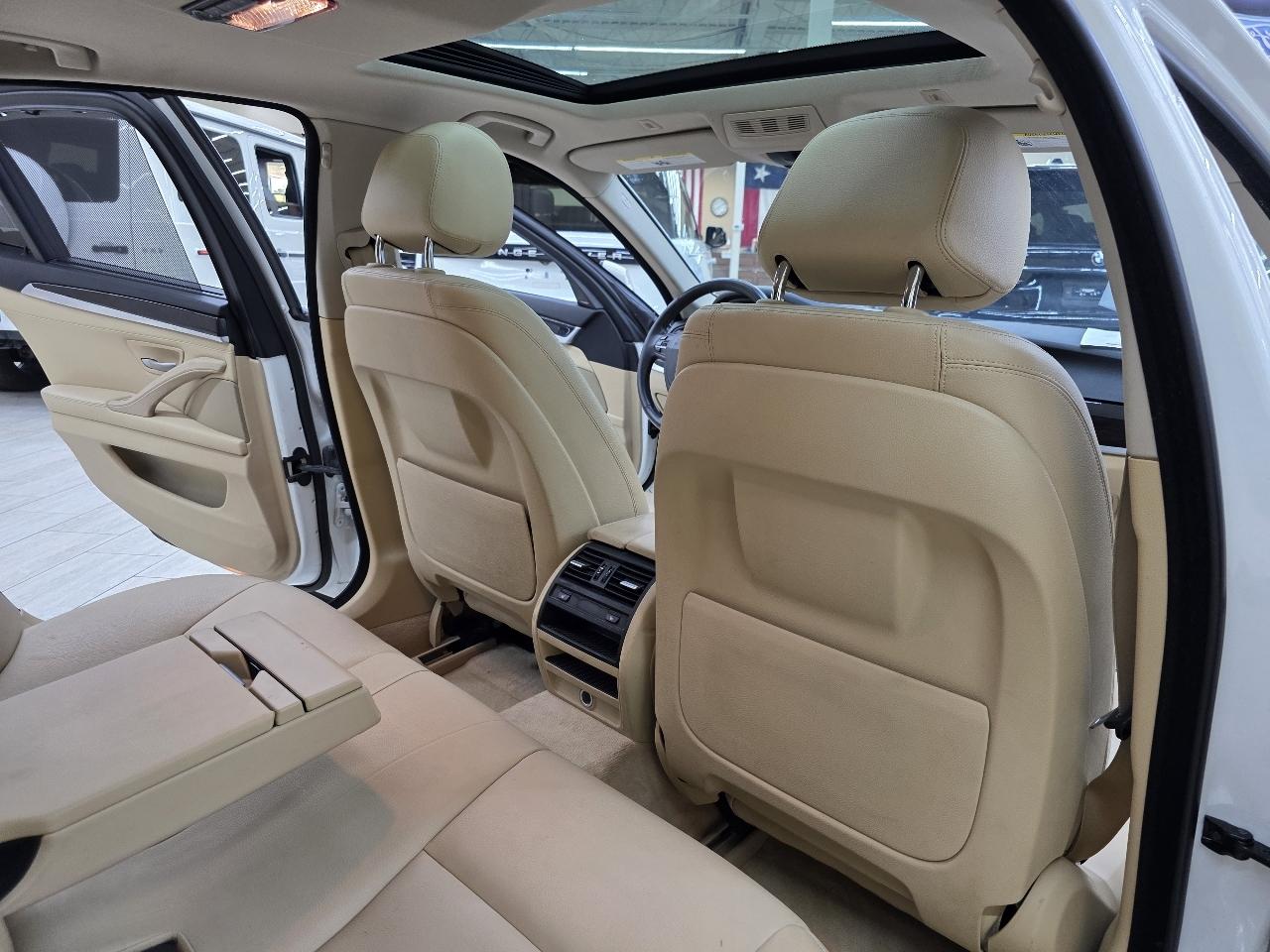 BMW 5-Series 535i 2014