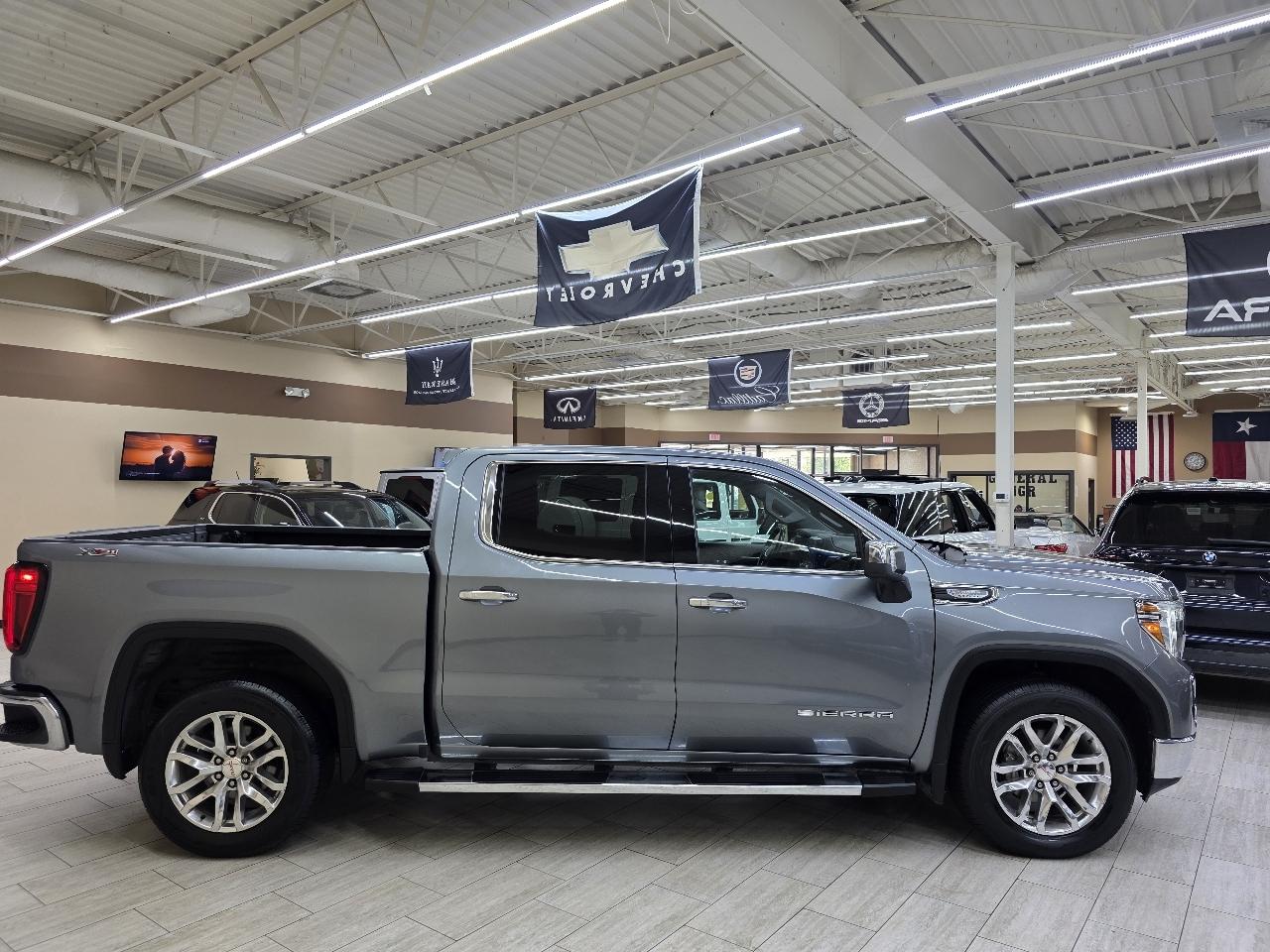GMC Sierra 1500 SLT Crew Cab Short Box 4WD 2021