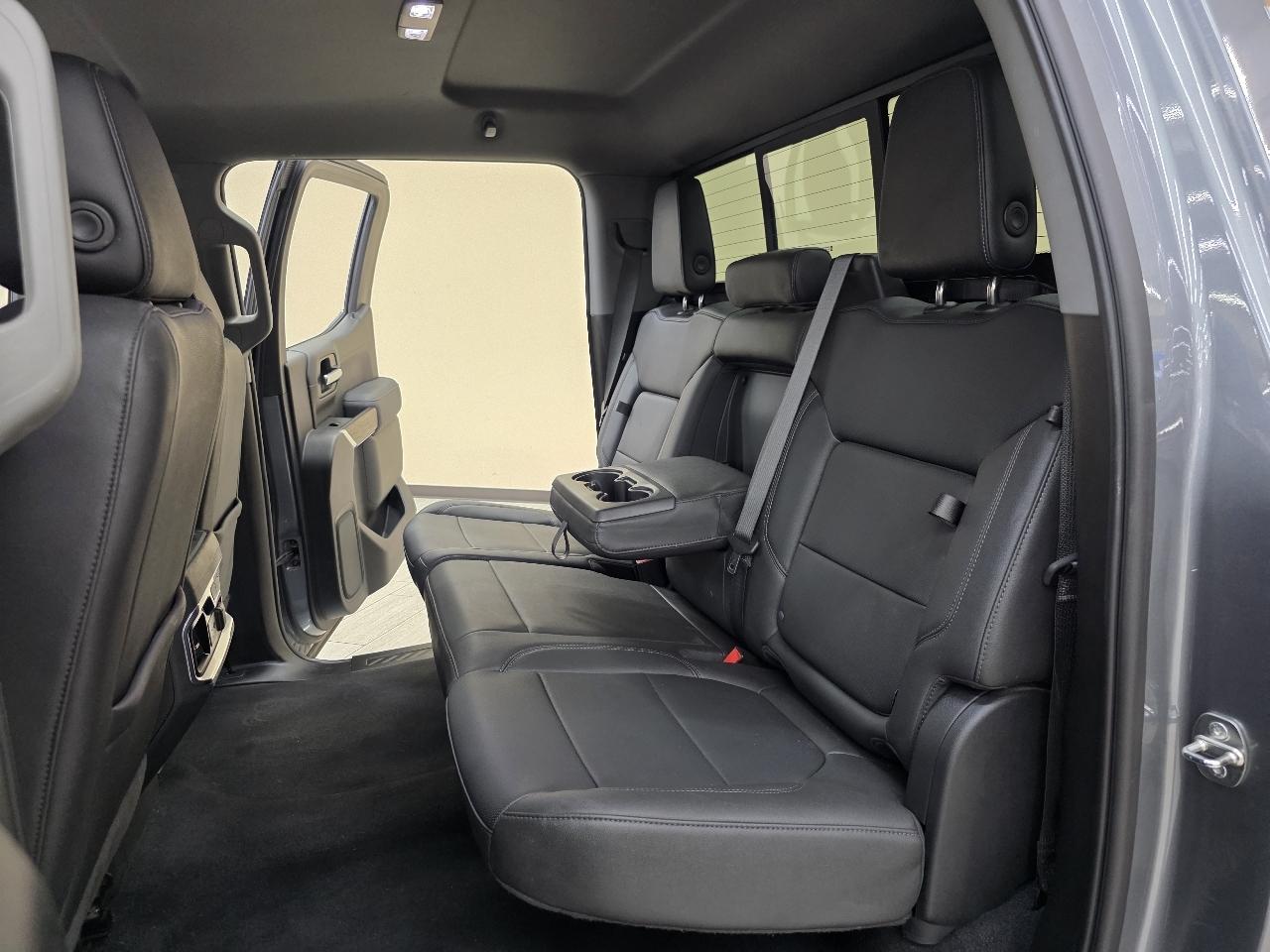 GMC Sierra 1500 SLT Crew Cab Short Box 4WD 2021