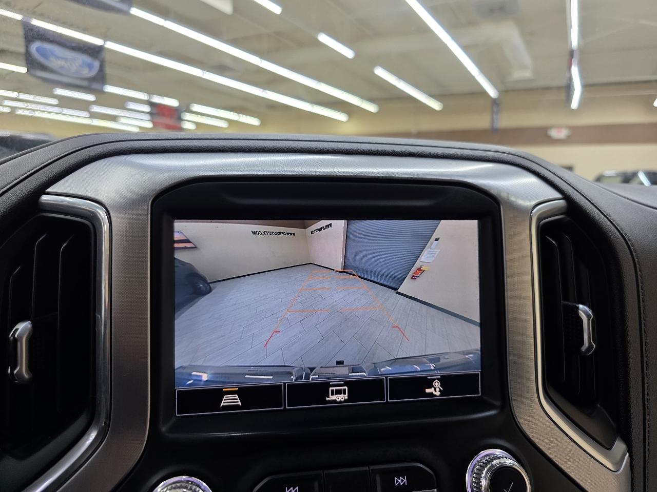 GMC Sierra 1500 SLT Crew Cab Short Box 4WD 2021