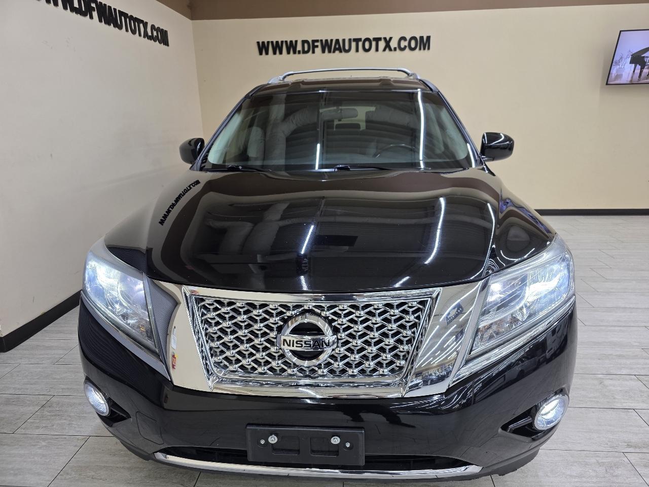 Nissan Pathfinder SL 2WD 2014
