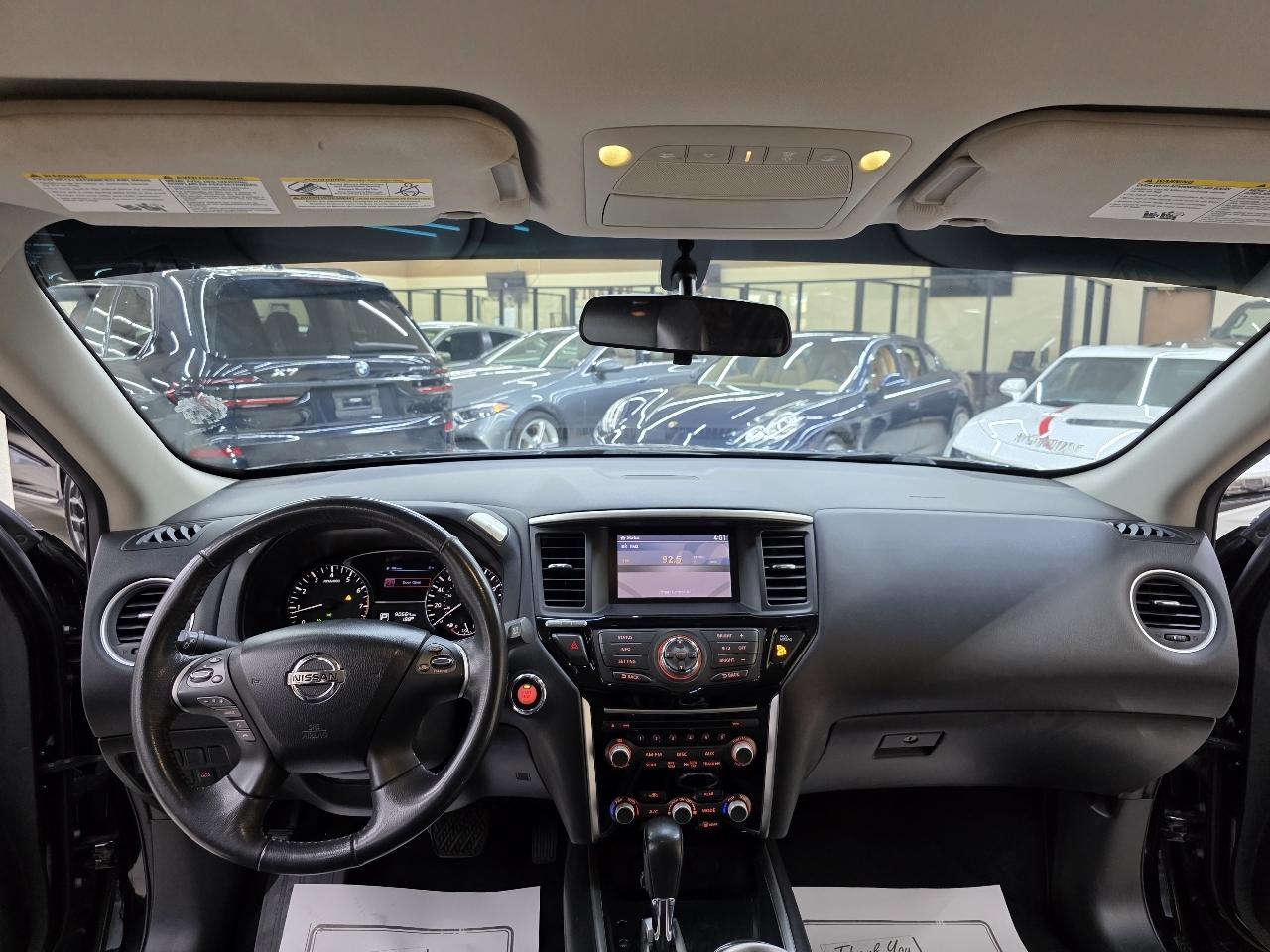 Nissan Pathfinder SL 2WD 2014