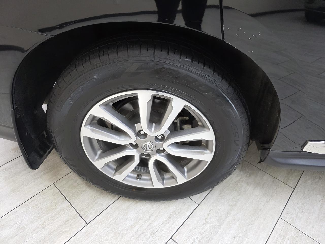 Nissan Pathfinder SL 2WD 2014