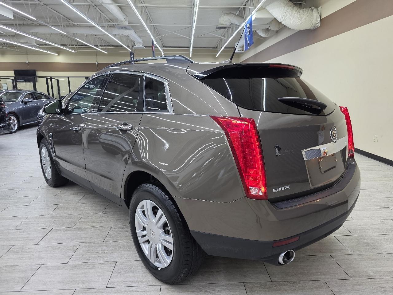 Cadillac SRX Standard FWD 2014