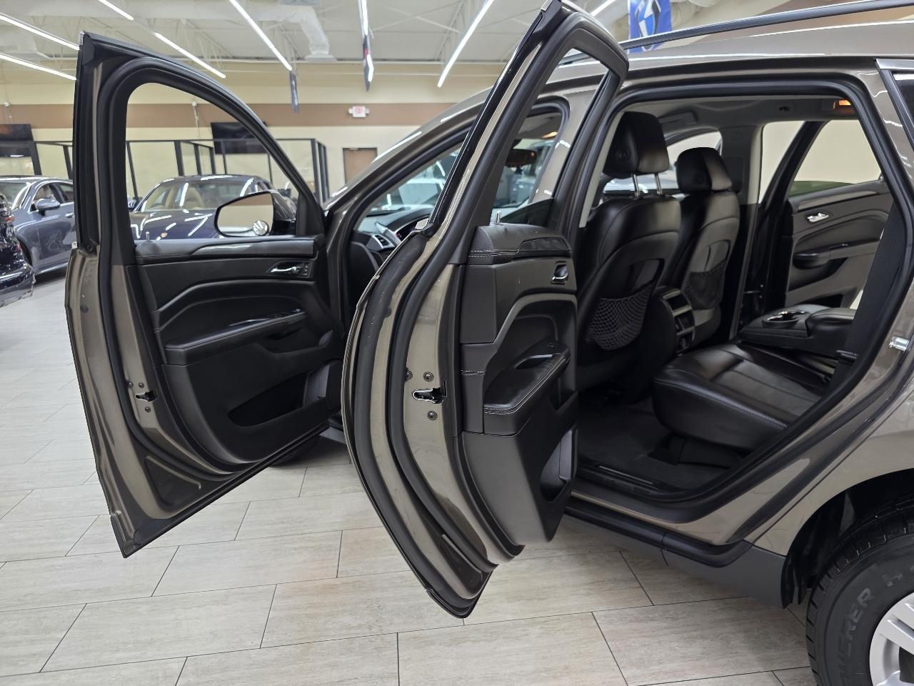 Cadillac SRX Standard FWD 2014