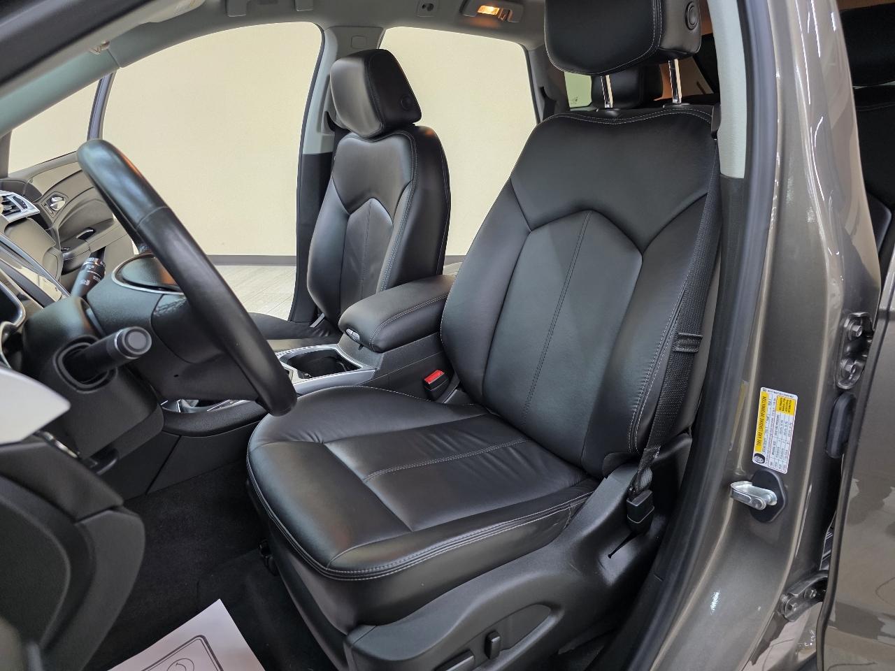 Cadillac SRX Standard FWD 2014