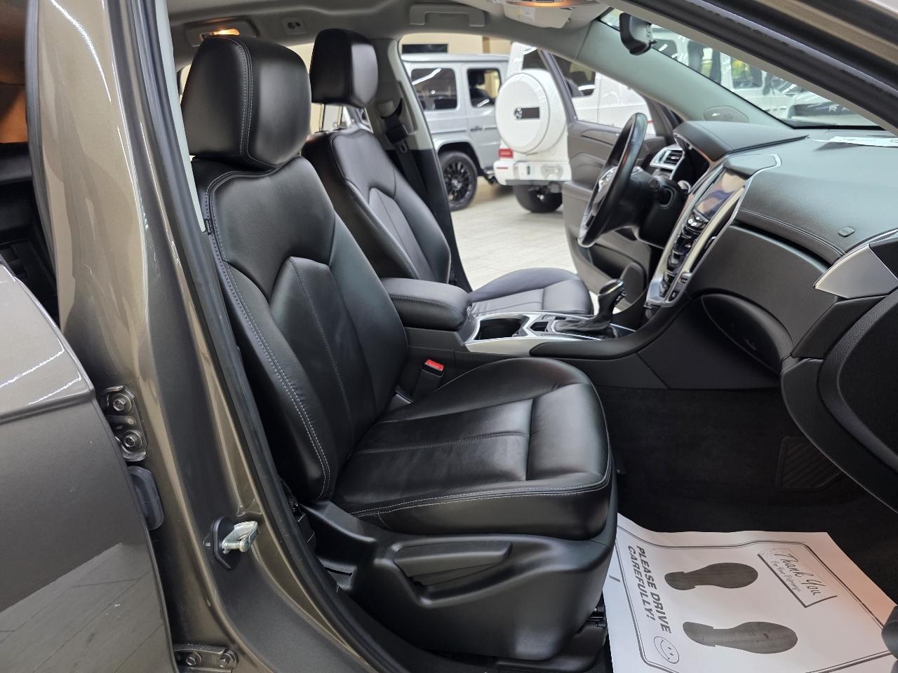 Cadillac SRX Standard FWD 2014