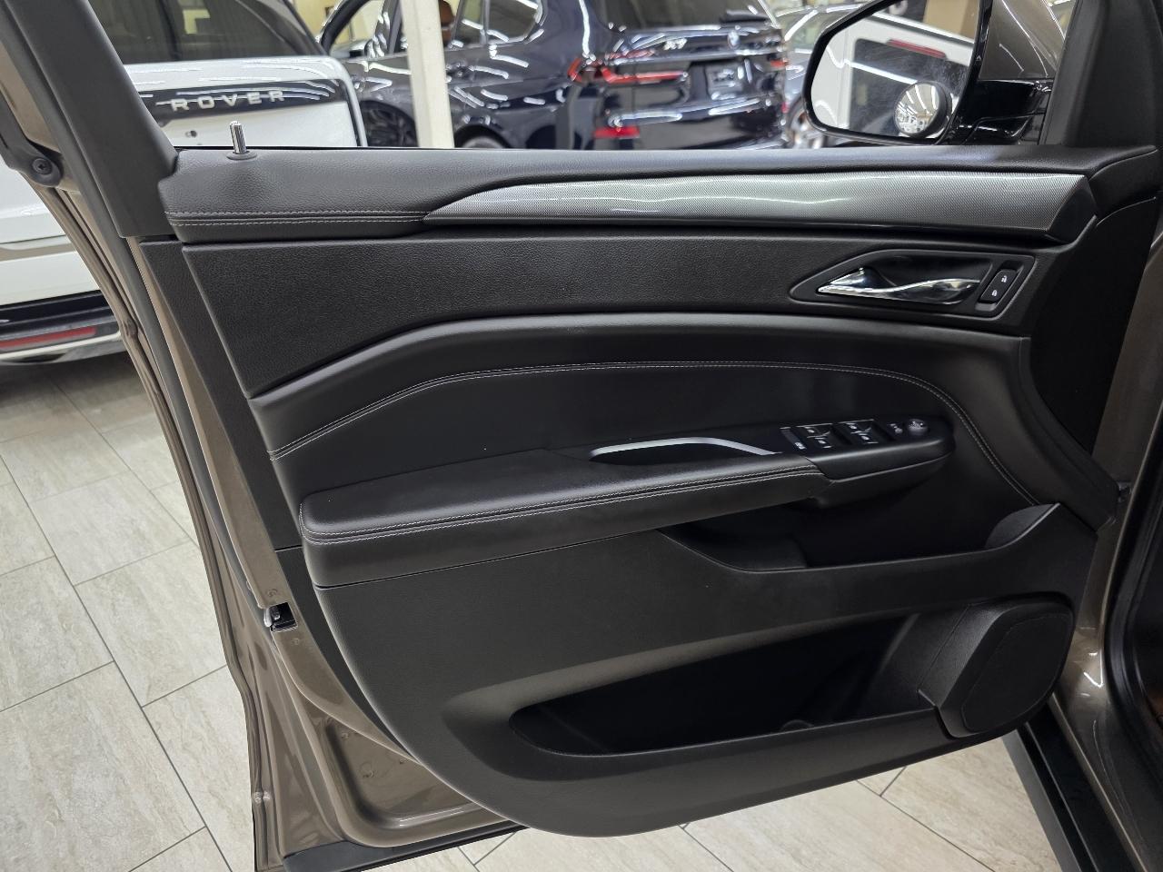 Cadillac SRX Standard FWD 2014