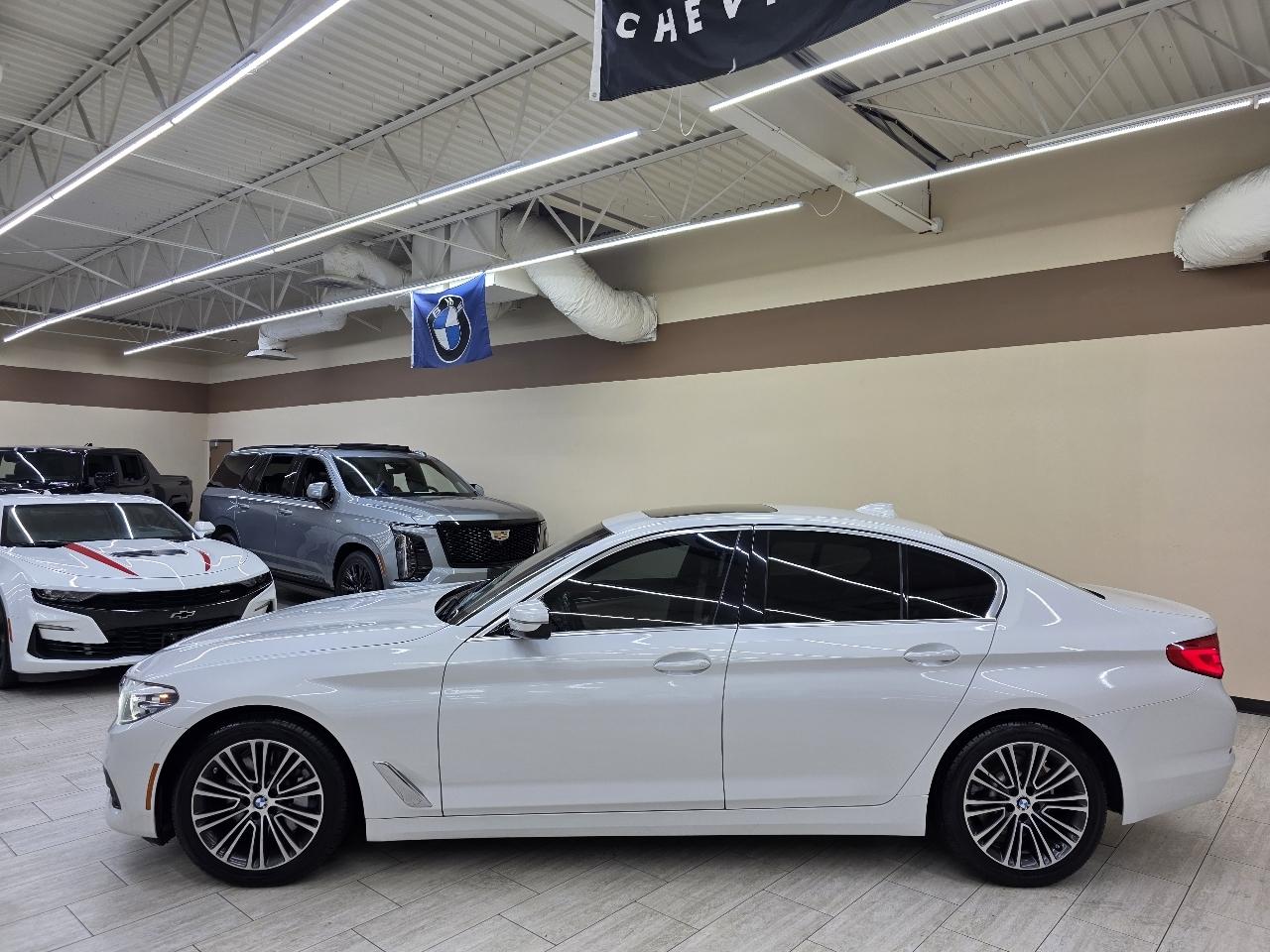 BMW 5-Series 530i 2019