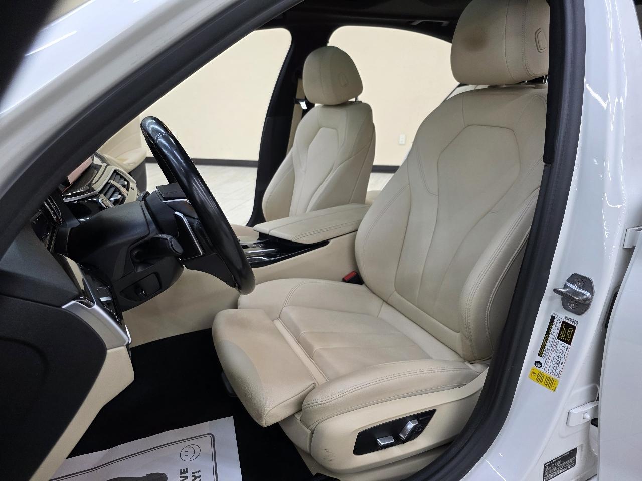 BMW 5-Series 530i 2019