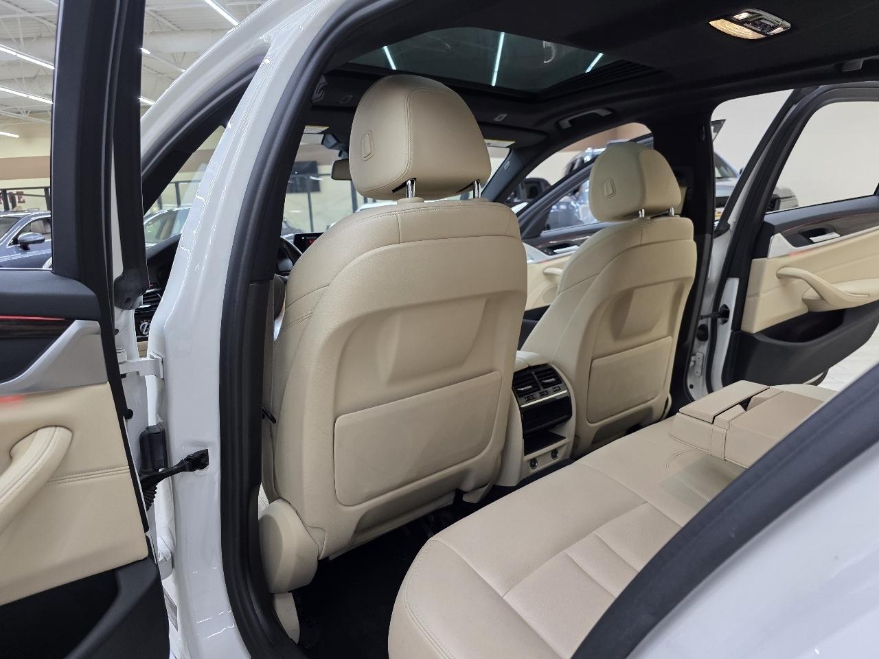 BMW 5-Series 530i 2019