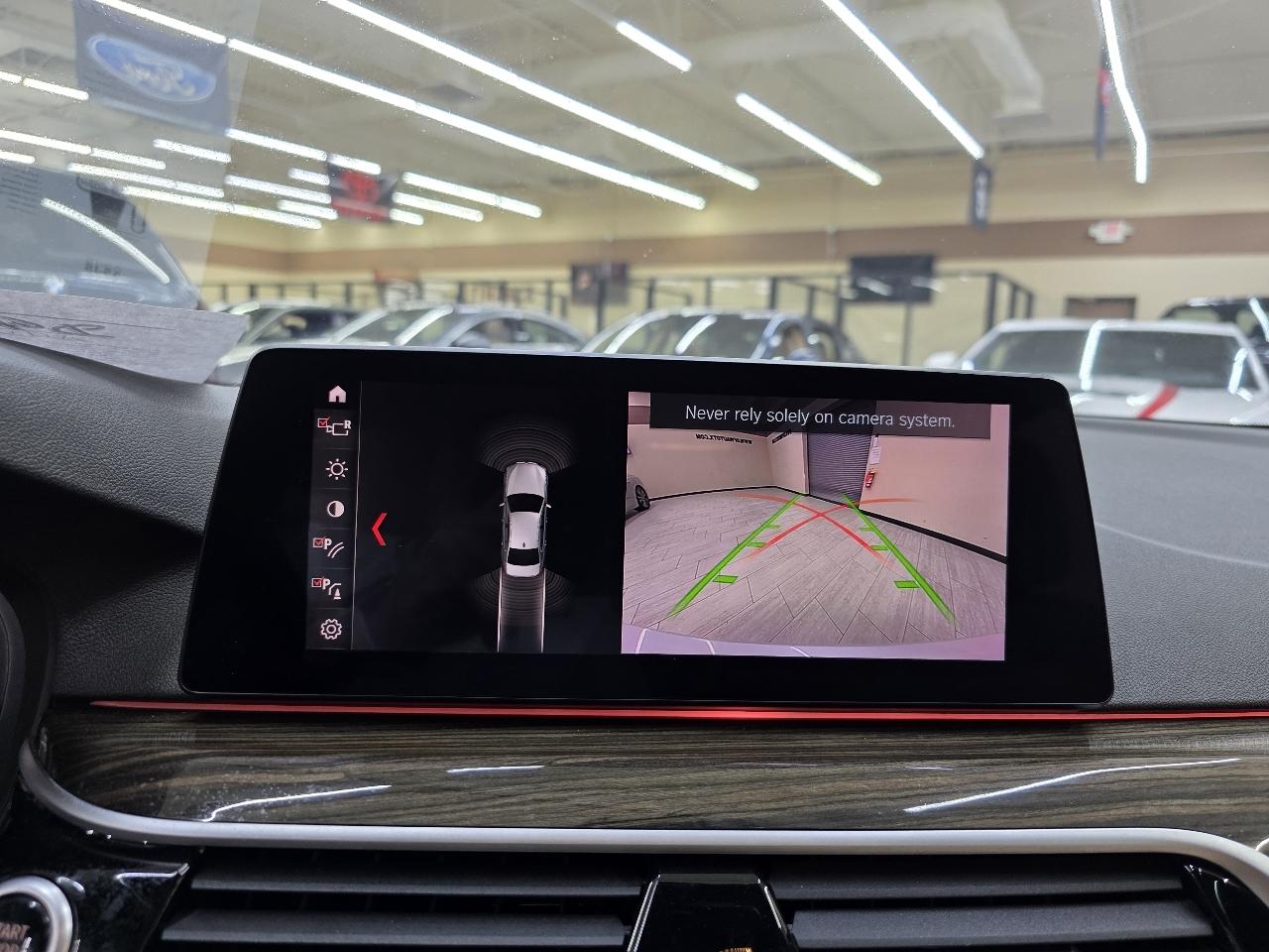 BMW 5-Series 530i 2019