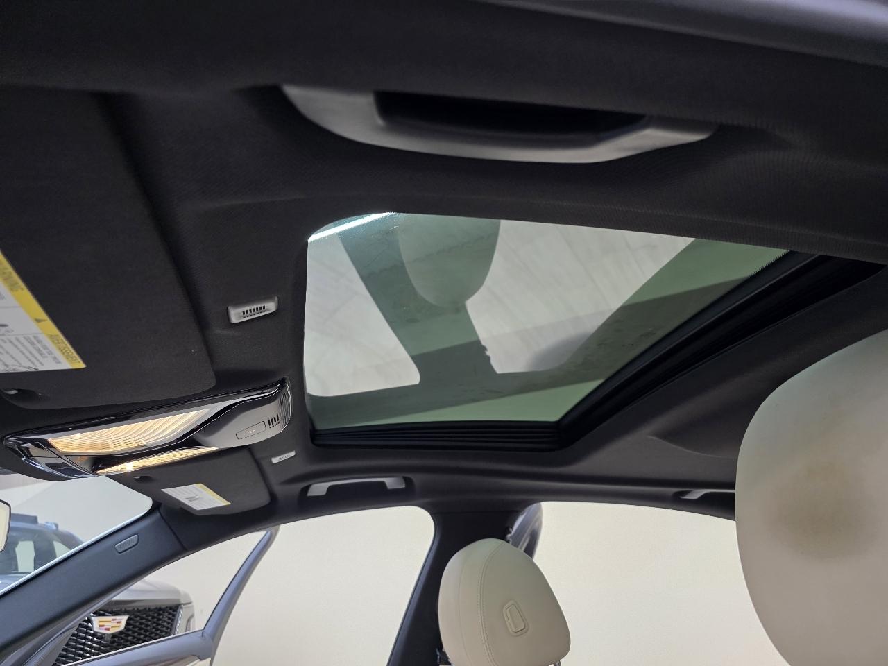 BMW 5-Series 530i 2019
