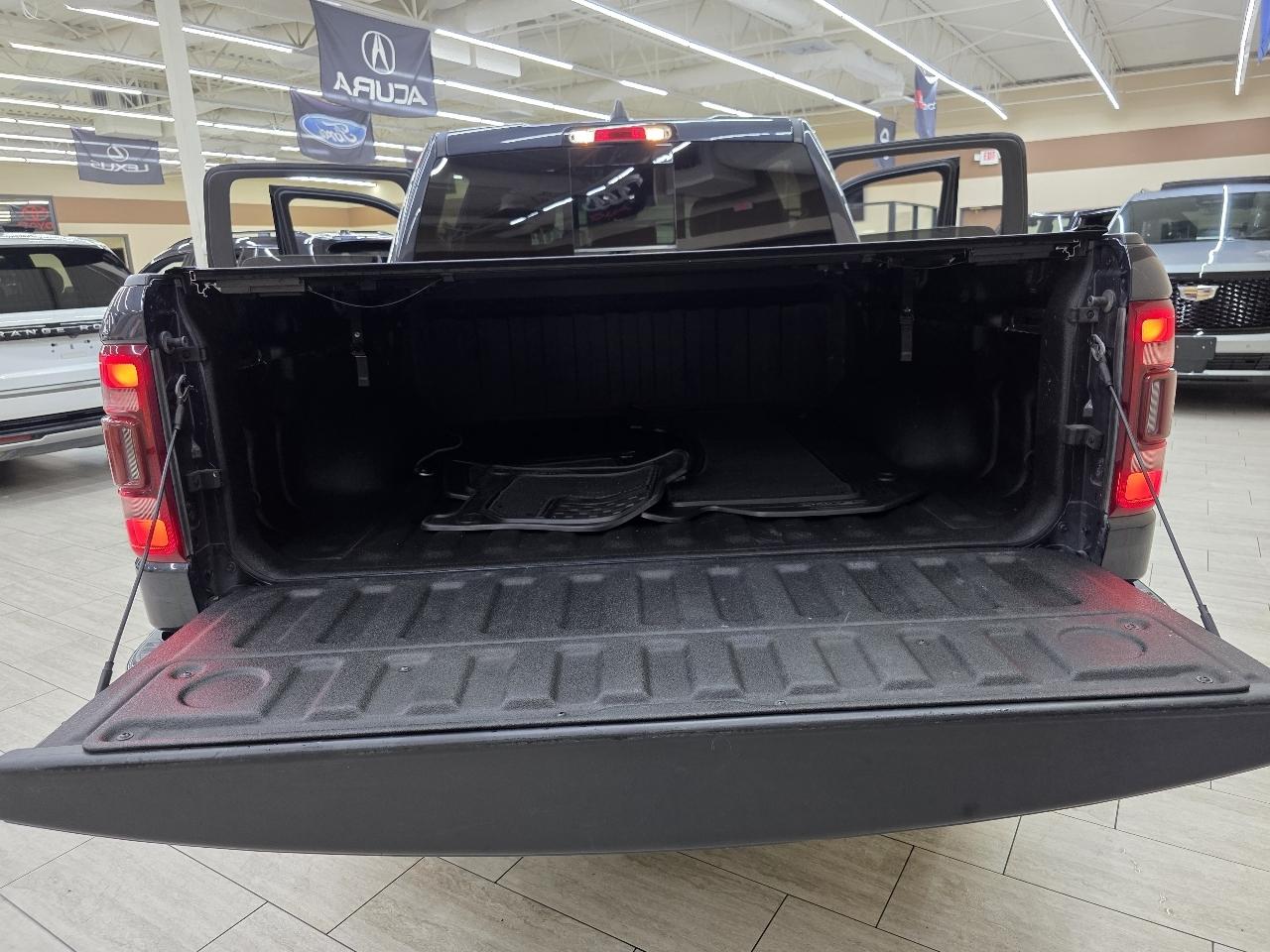RAM 1500 Limited Crew Cab SWB 4WD 2020