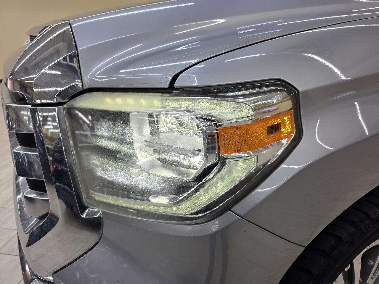 Toyota Tundra Platinum CrewMax 5.7L 4WD 2021