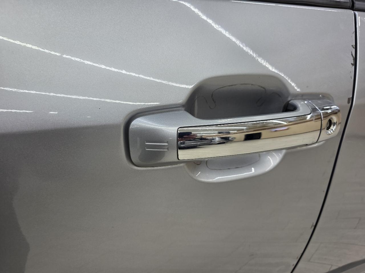 Toyota Tundra Platinum CrewMax 5.7L 4WD 2021