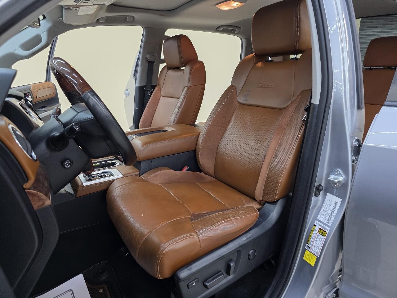 Toyota Tundra Platinum CrewMax 5.7L 4WD 2021