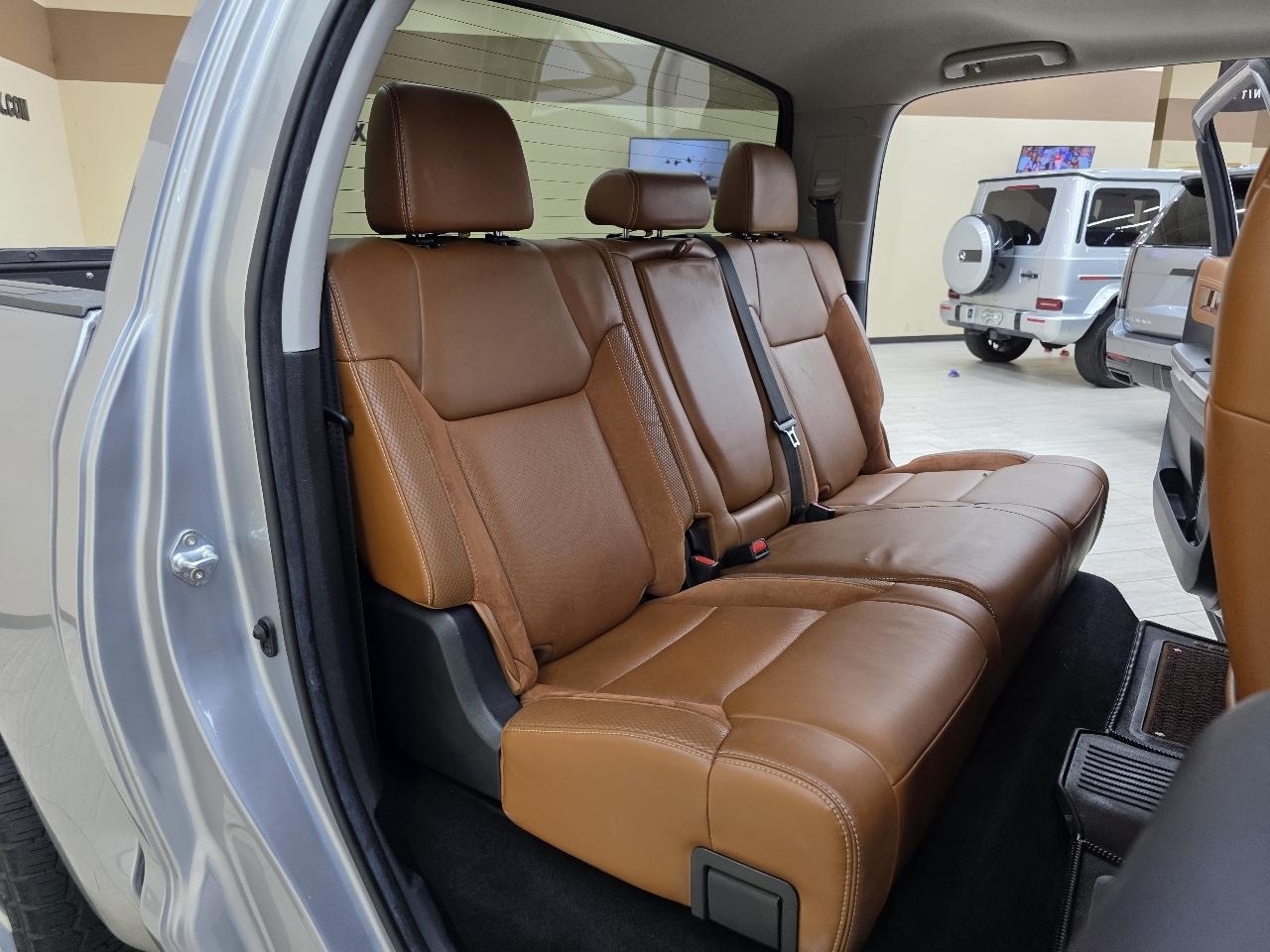 Toyota Tundra Platinum CrewMax 5.7L 4WD 2021