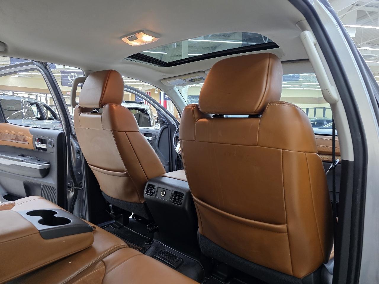 Toyota Tundra Platinum CrewMax 5.7L 4WD 2021