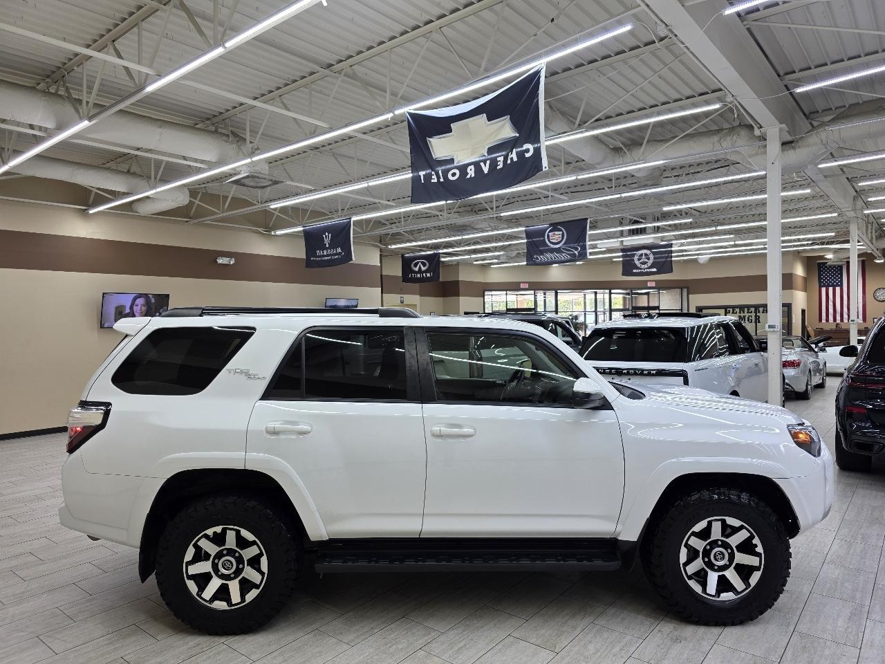 Toyota 4Runner TRD Off-road 4WD 2023