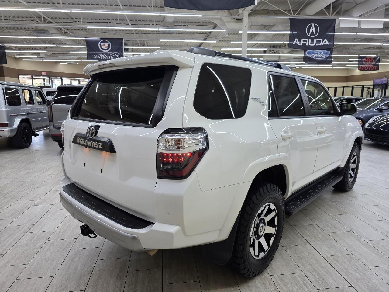 Toyota 4Runner TRD Off-road 4WD 2023