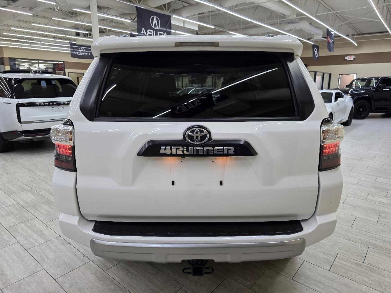 Toyota 4Runner TRD Off-road 4WD 2023