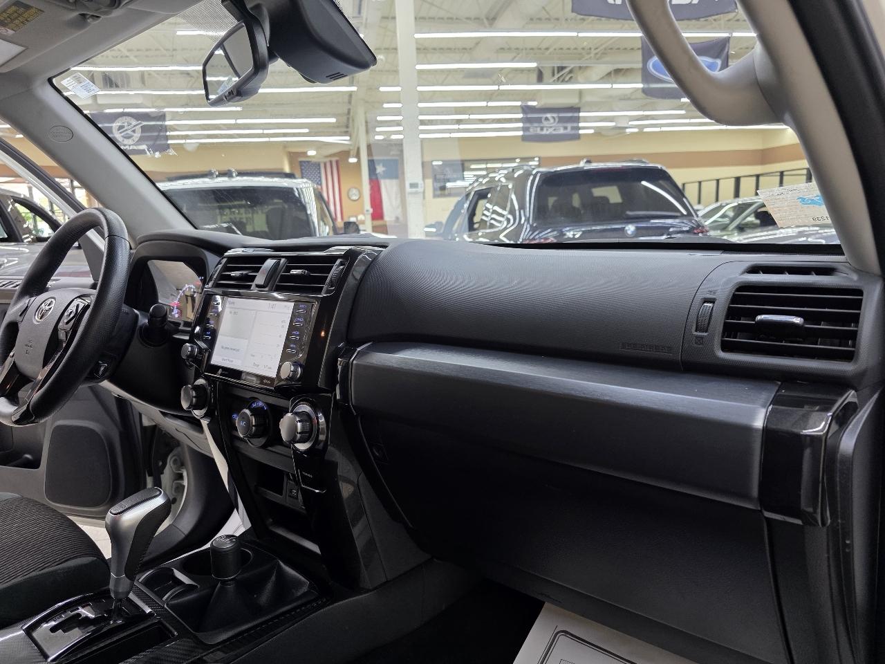 Toyota 4Runner TRD Off-road 4WD 2023