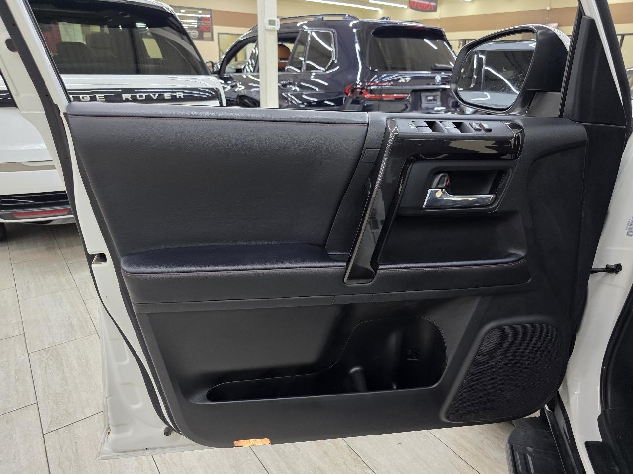 Toyota 4Runner TRD Off-road 4WD 2023