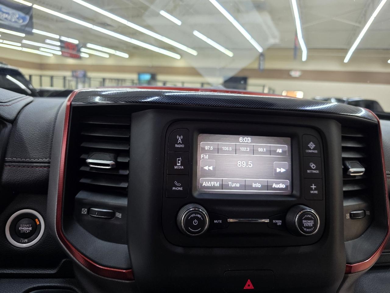 RAM 1500 Rebel Crew Cab SB 4WD 2022
