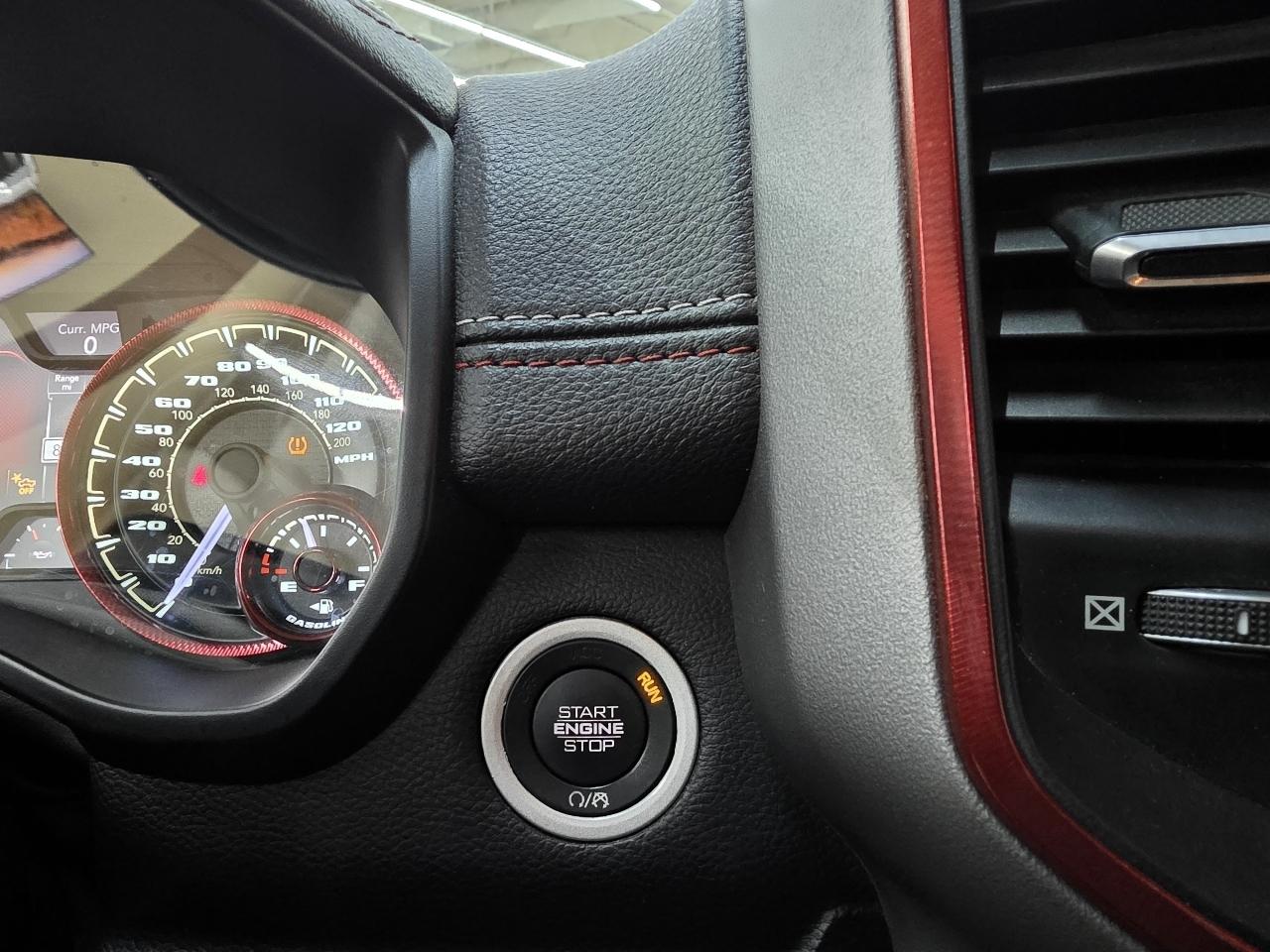 RAM 1500 Rebel Crew Cab SB 4WD 2022