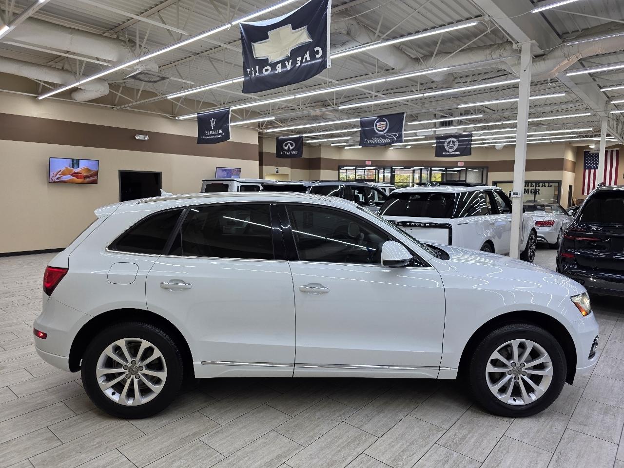 Audi Q5 2.0T Premium quattro 2016