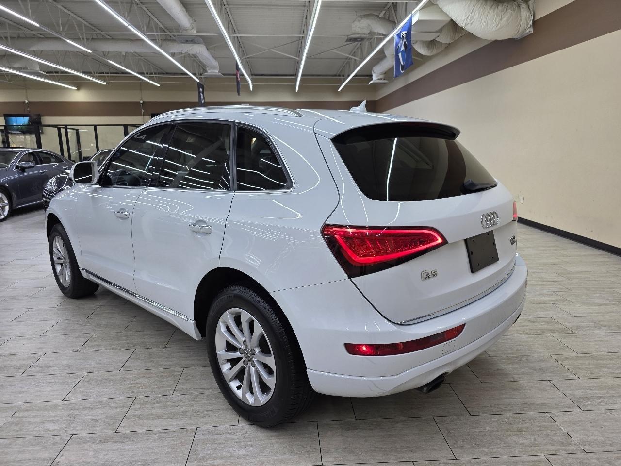 Audi Q5 2.0T Premium quattro 2016