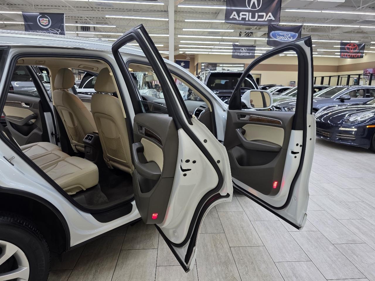 Audi Q5 2.0T Premium quattro 2016