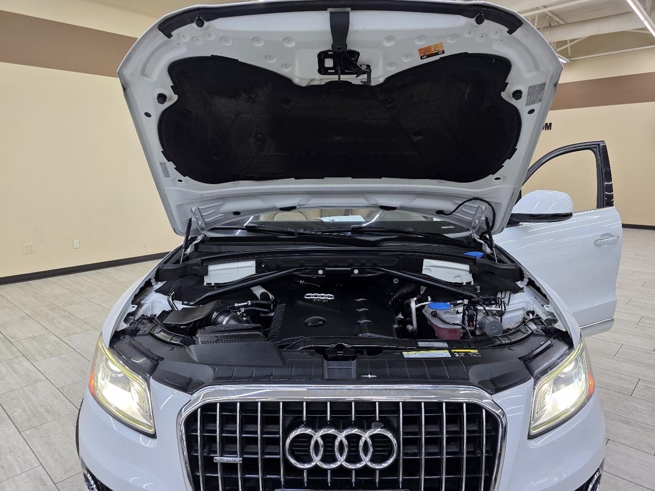 Audi Q5 2.0T Premium quattro 2016