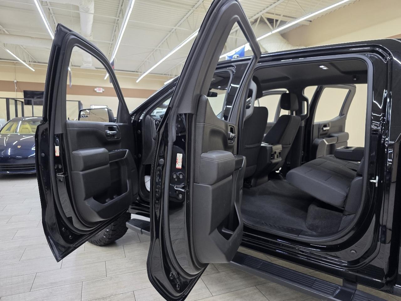 Chevrolet Silverado 1500  2021