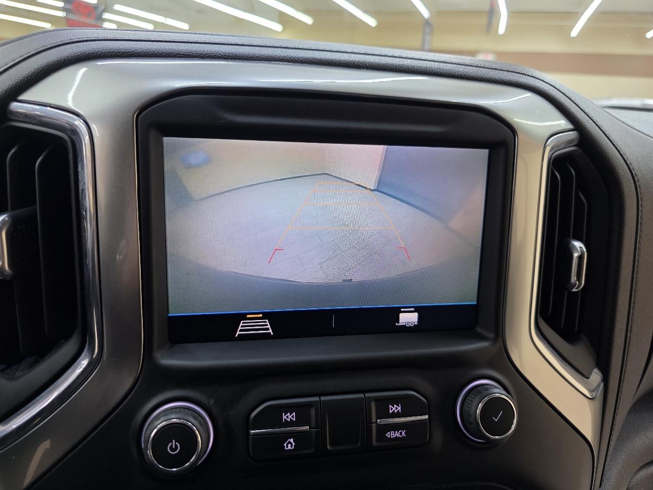 Chevrolet Silverado 1500  2021
