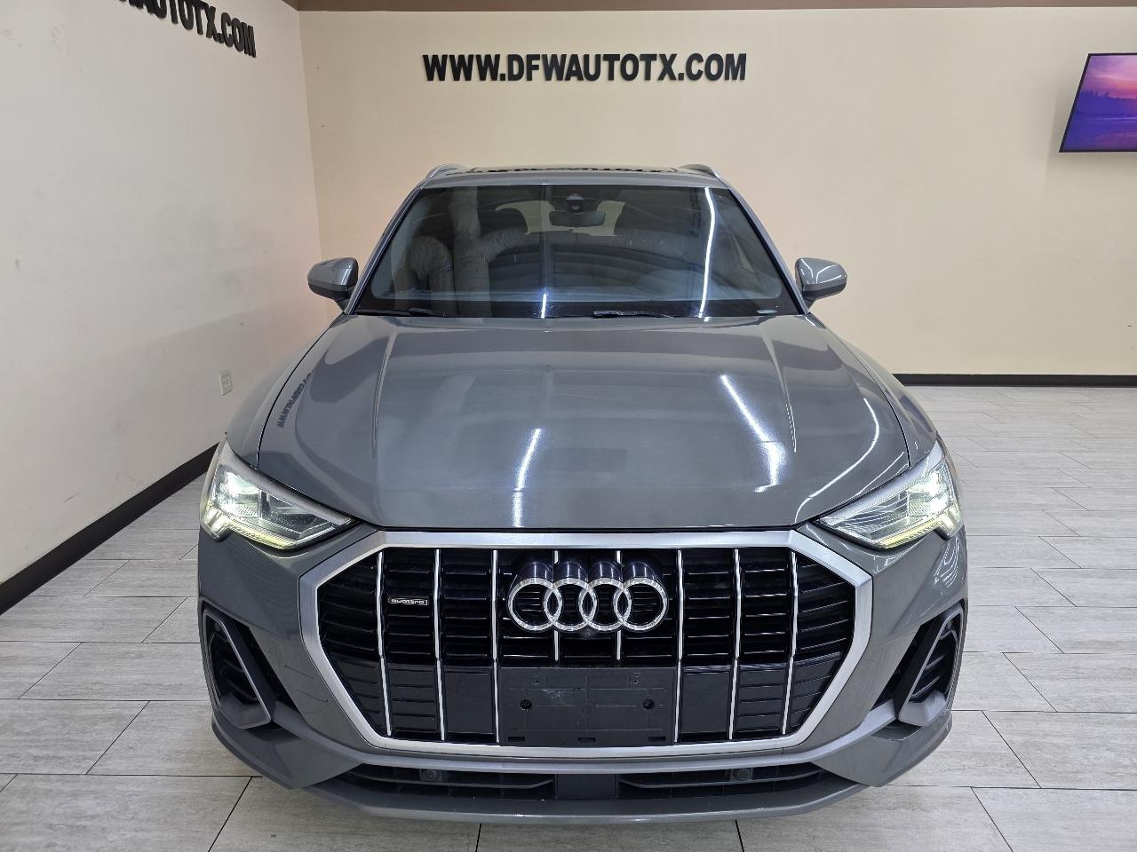 Audi Q3 S line Premium Plus quattro 2022