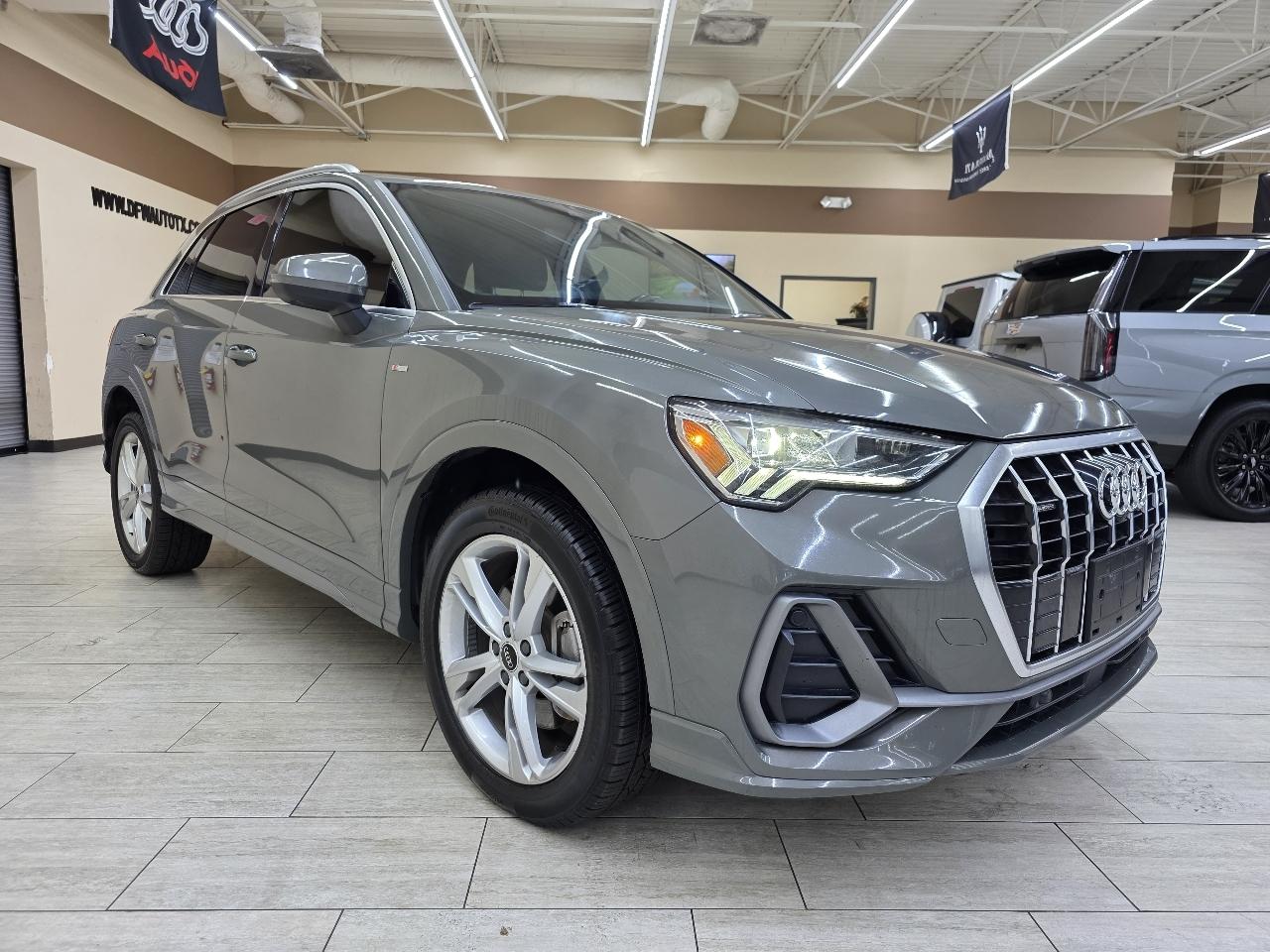Audi Q3 S line Premium Plus quattro 2022