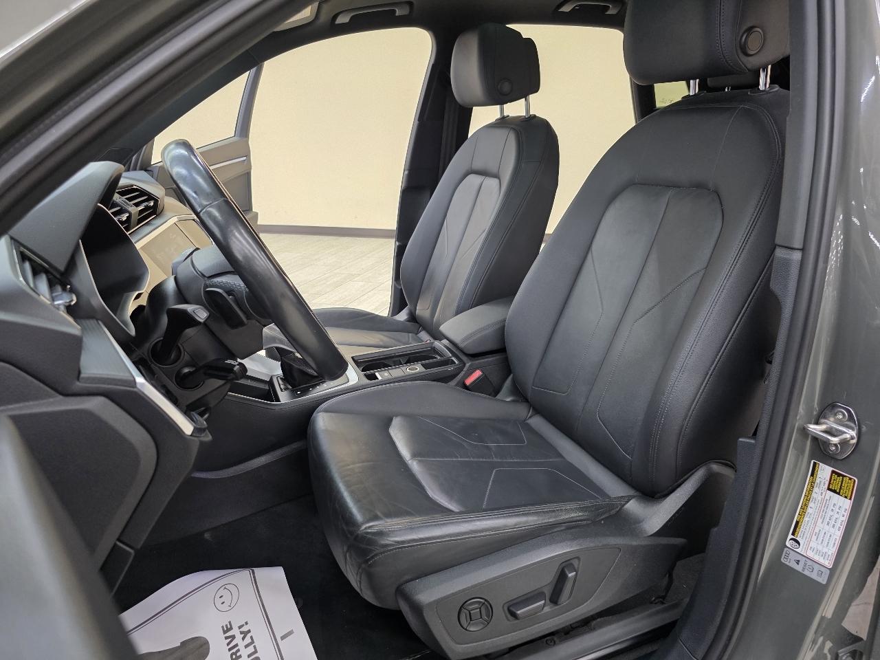Audi Q3 S line Premium Plus quattro 2022