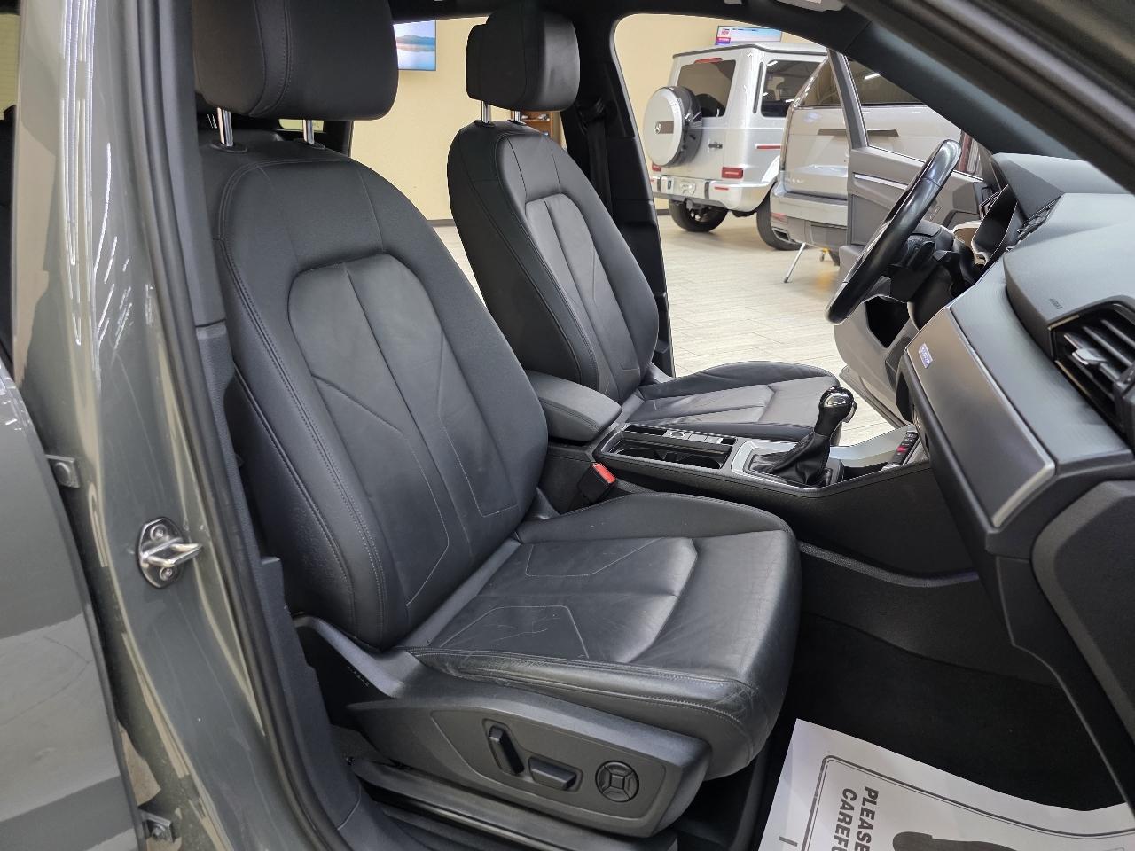 Audi Q3 S line Premium Plus quattro 2022