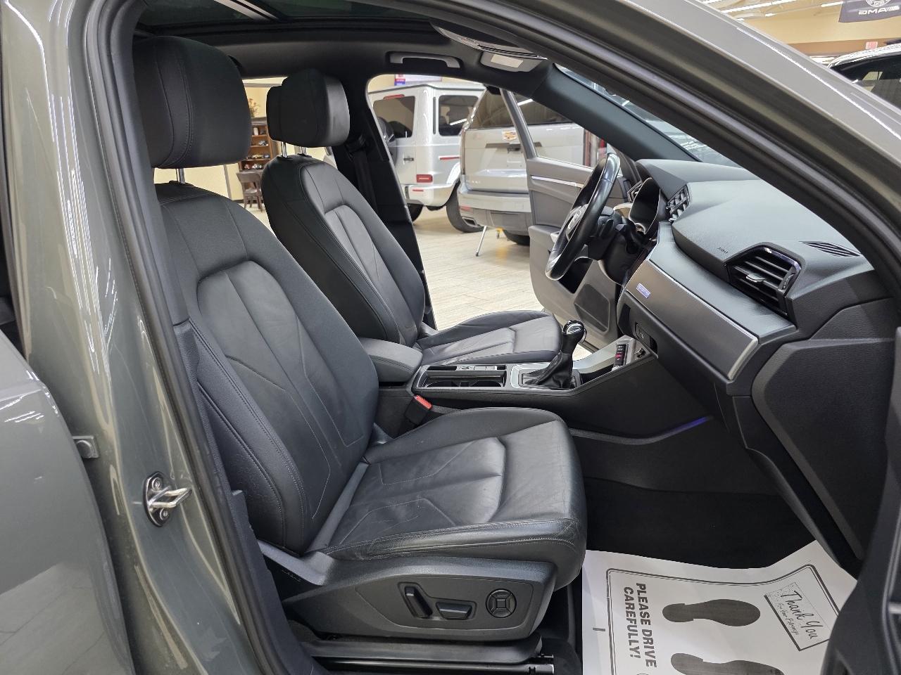 Audi Q3 S line Premium Plus quattro 2022